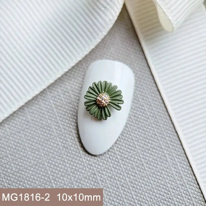10pcs/lot Luxury Flower Love Heart Zircon Metal Nails Jewelry Material Decorations Nail Art Accessories Charms Parts Supplies from PriceLows™