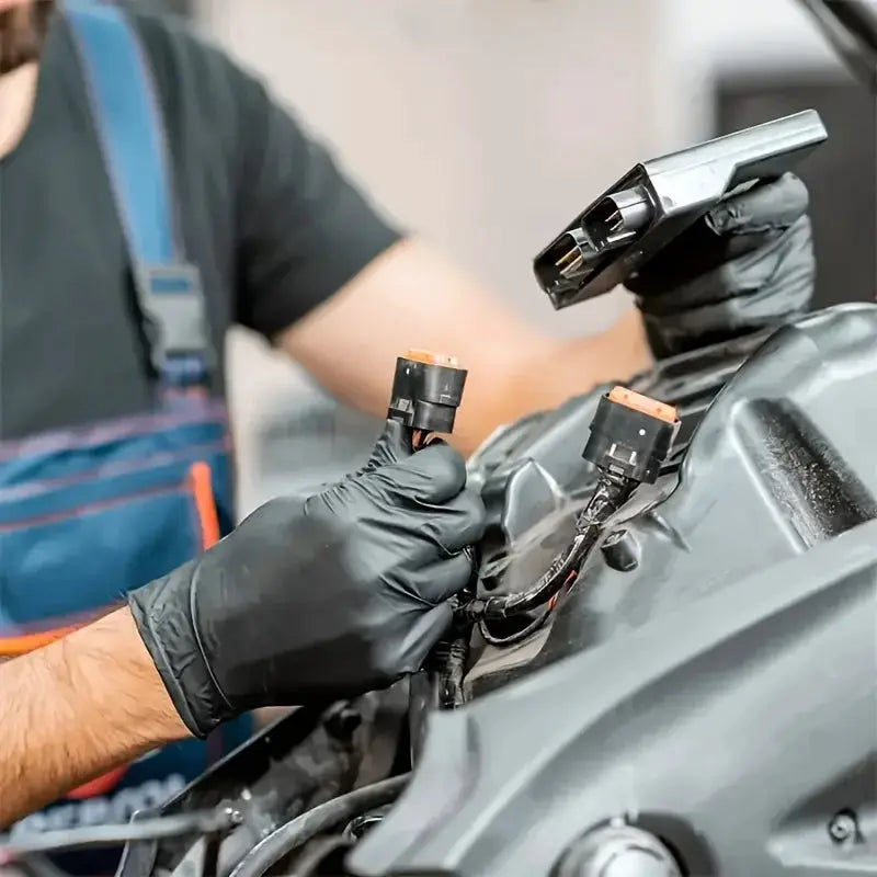 Industrial grade black disposable nitrile gloves, thickened, durable, oil resistant, stab resistant gloves, tattoo resistant, automotive repair, food processing protective gloves from PriceLows™