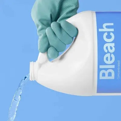 Liquid Laundry Bleach | With Fabric Protection | Dye Free | 43 Fl Oz