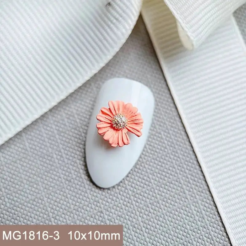 10pcs/lot Luxury Flower Love Heart Zircon Metal Nails Jewelry Material Decorations Nail Art Accessories Charms Parts Supplies from PriceLows™