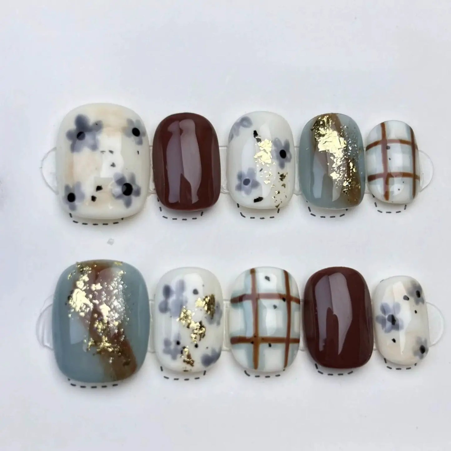Press On False Nails | Short Round Floral Design | Medium Fit | 10 Piece Set
