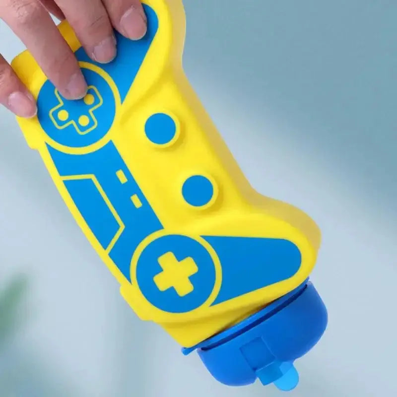 Silicone Water Bottle Foldable Water Bottle Game Handle Shape Drinking Bottle Sports Leakproof Travel Mug Reusable Water Cup from PriceLows™