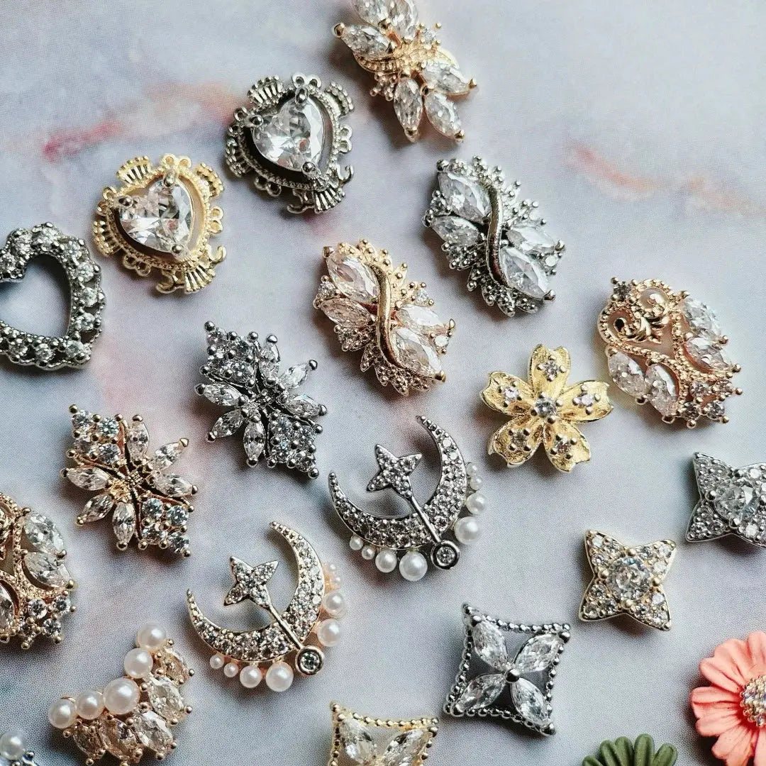 10pcs/lot Luxury Flower Love Heart Zircon Metal Nails Jewelry Material Decorations Nail Art Accessories Charms Parts Supplies from PriceLows™
