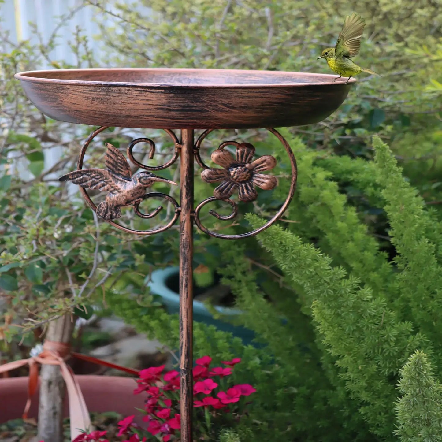 1PC Garden Metal Bird Bath/Feeder, Detachable Cast Iron Decorative Bird Feeder, Suitable for Garden, Patio, and Lawn Decorat from PriceLows™