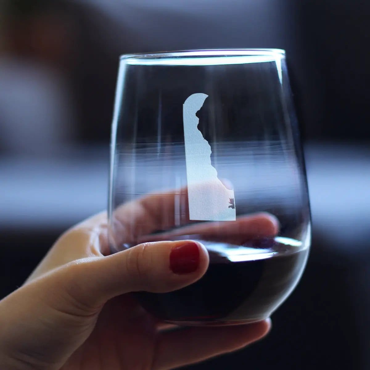 Etched Stemless Wine Glass | 17 oz | Dishwasher Safe | Delaware State Outline