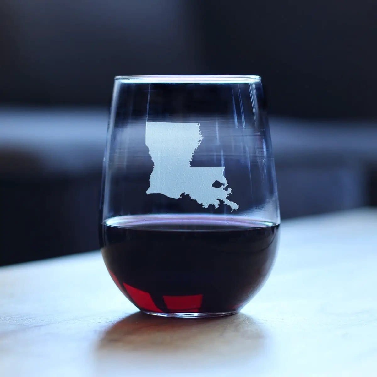 Etched Stemless Wine Glass | 17 oz | Dishwasher Safe | Louisiana State Outline