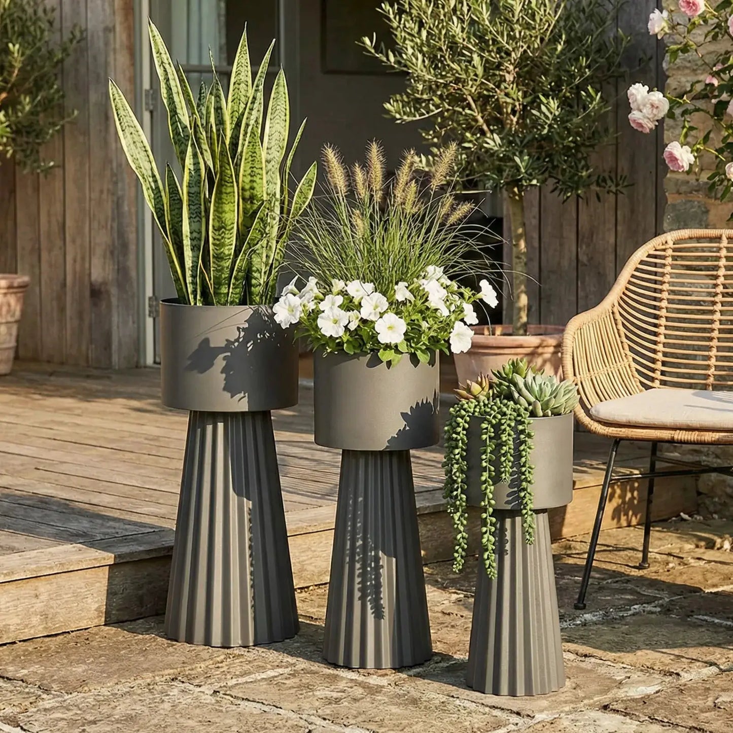 3pcs Metal Plant Pots with Stand Indoor Outdoor Tall Flower Pots 9.1in 10.6in 11.8in for Living Room Corner Kitchen Office Garde from PriceLows™