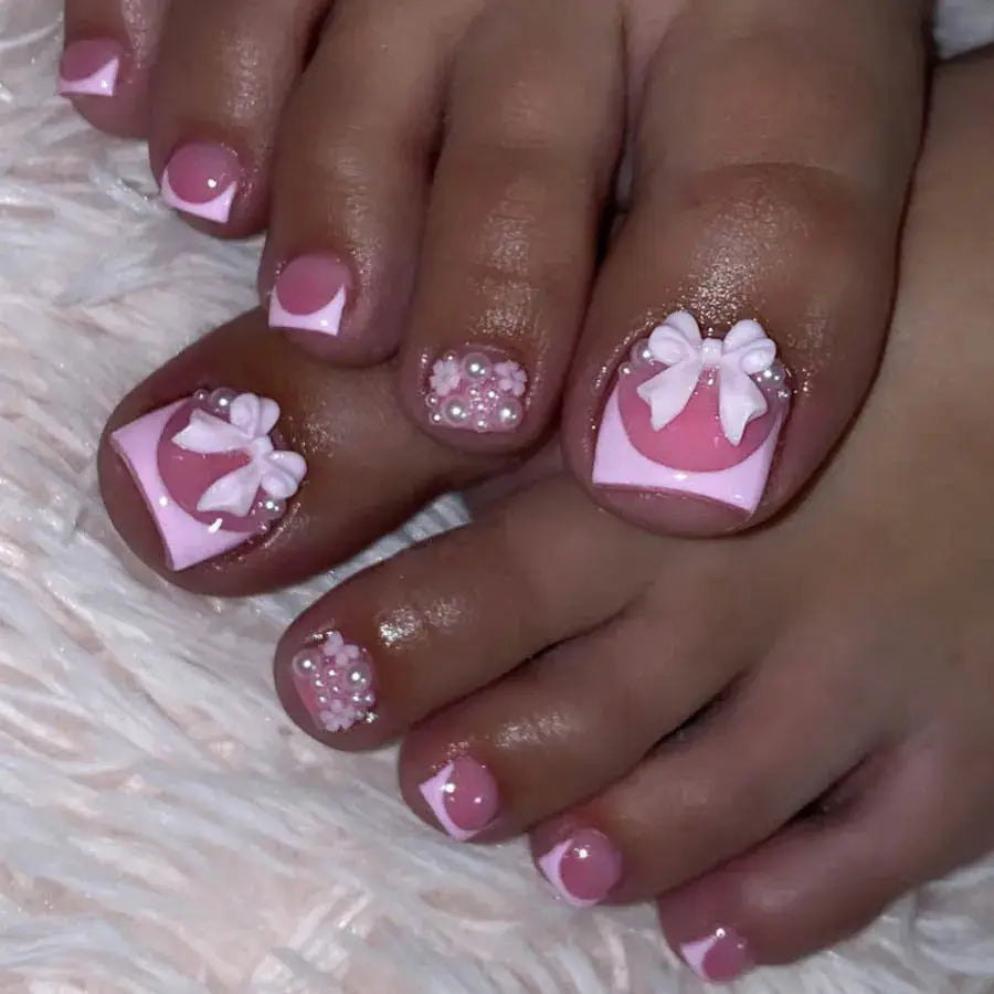 Press On Toe Nails | French Tip | Rhinestone Heart | 24 Piece Set