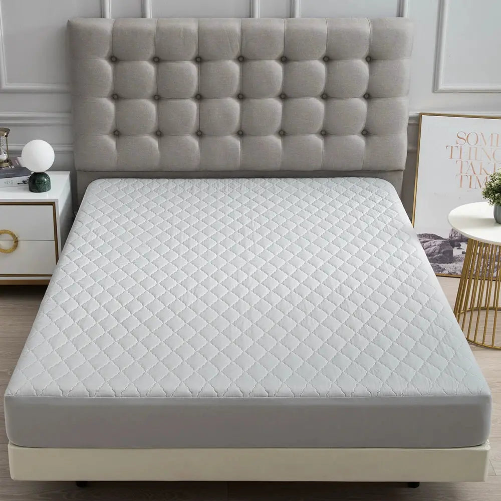 XM-Luvetoria 1pc Splash-proof Quilting Fitted Sheet Soft Solid Color Breathable Bedding Washable All Seasons Hotel Mattress Protector Covers from PriceLows™