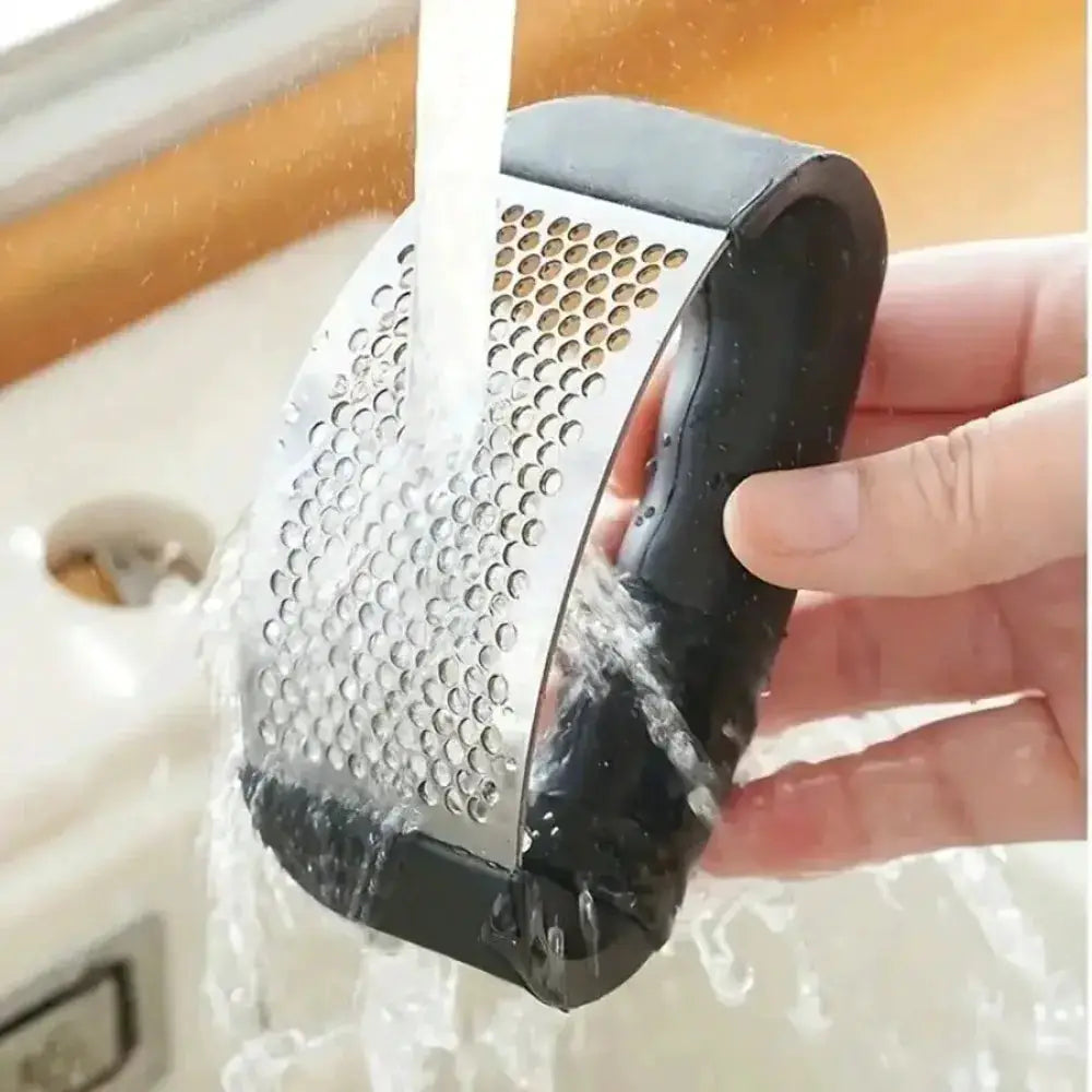 Stainless Steel Garlic Press – Manual Garlic Crusher & Mincer, Heavy Duty Handheld Squeezer for Easy Garlic Ginger & Kitchen Use from PriceLows™
