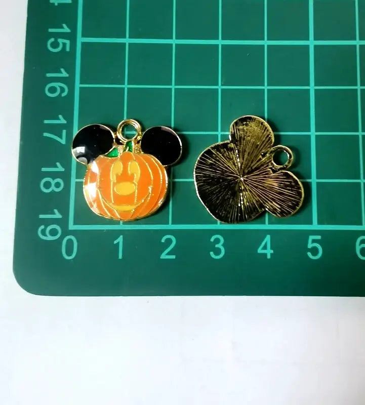 Halloween Pendant Charms | Metal Design | Cartoon Pattern | 10 Piece Set