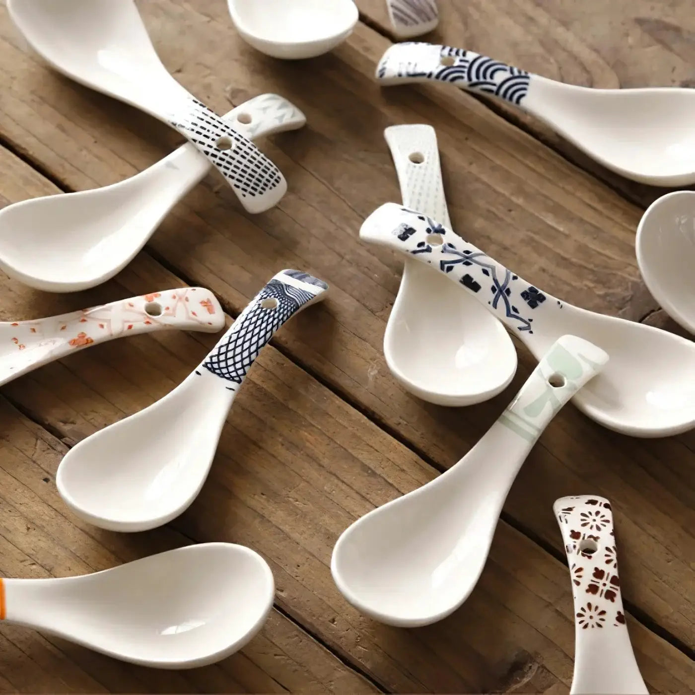 1Pcs Ceramic Spoon Multi-Function Glaze Porcelain Japanese Scoop Porridge Soup Spoon Tableware Restaurant Household Kitchenware from PriceLows™
