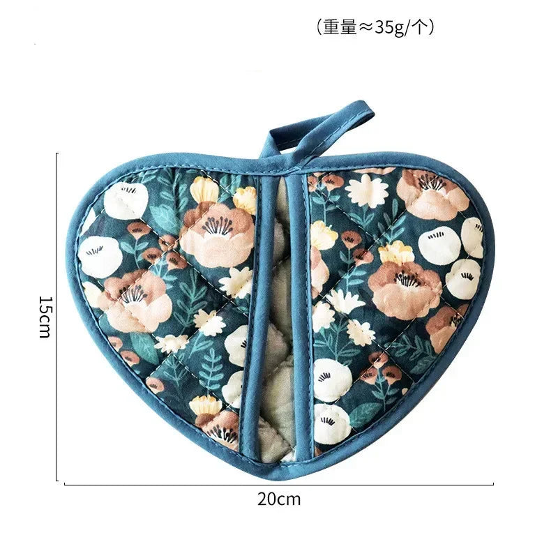 Oven Mitts | Heat Resistant | Heart Shaped Design | One Size