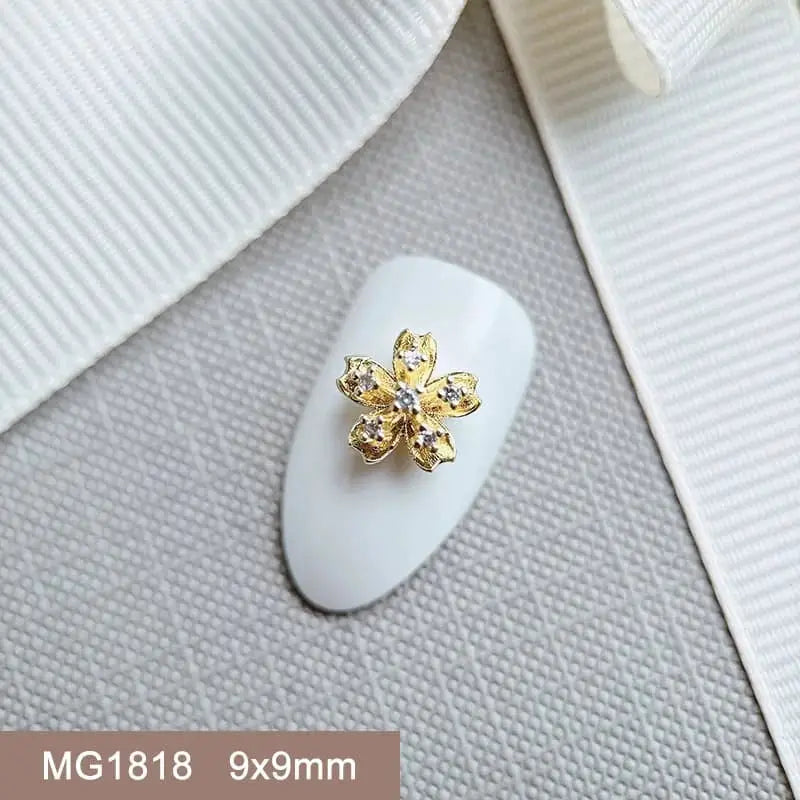 10pcs/lot Luxury Flower Love Heart Zircon Metal Nails Jewelry Material Decorations Nail Art Accessories Charms Parts Supplies from PriceLows™
