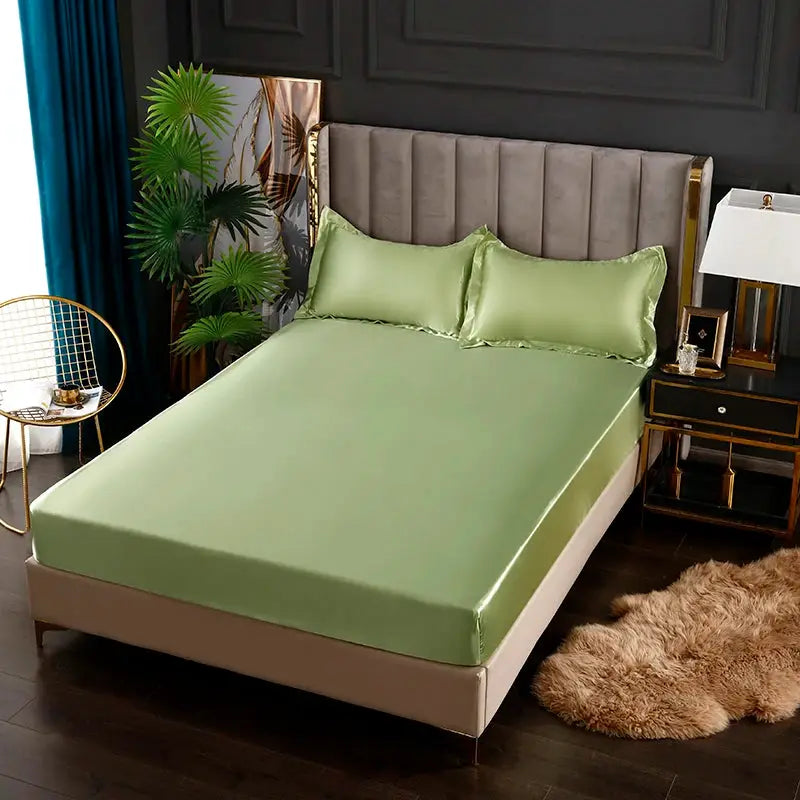 Satin Fitted Sheet | 35cm Deep Pocket | Elastic Hem | 140x200 King
