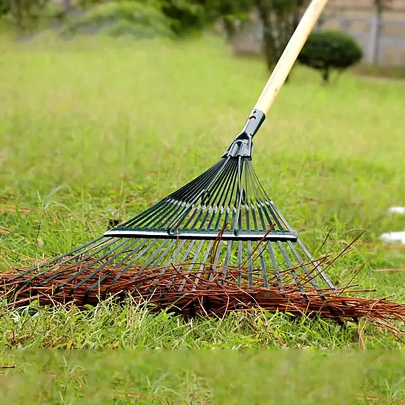 Garden Rake | 22-Tooth Metal Head | Heavy Duty Potting Tool