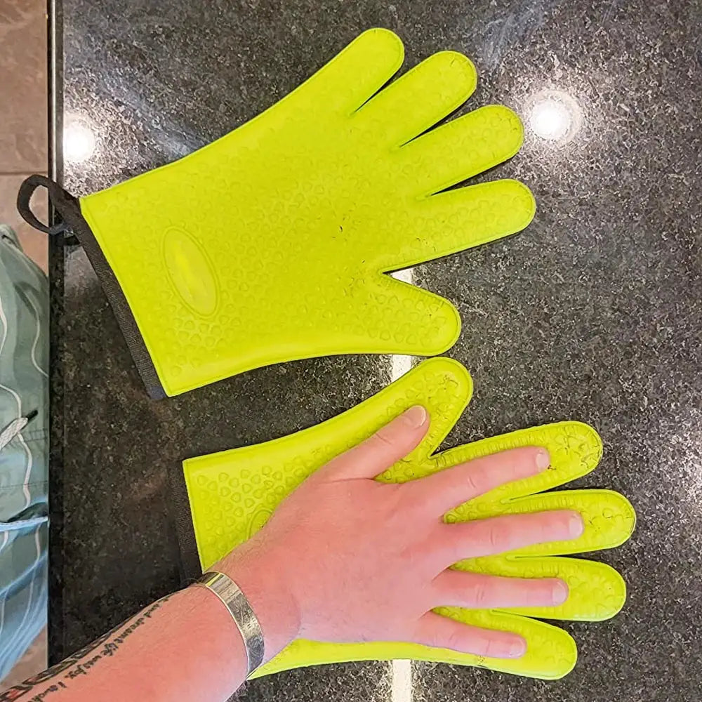 Silicone Oven Gloves | Extreme Heat Resistant | BBQ Grill Pit