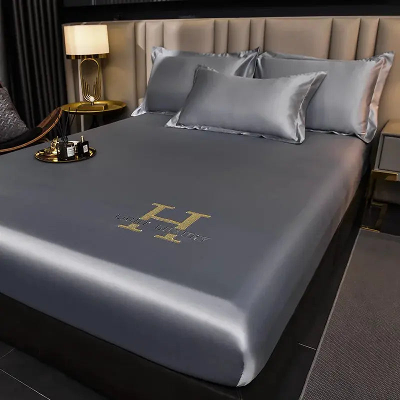 Satin Fitted Sheet | Non Slip | Deep Pocket | Queen Size
