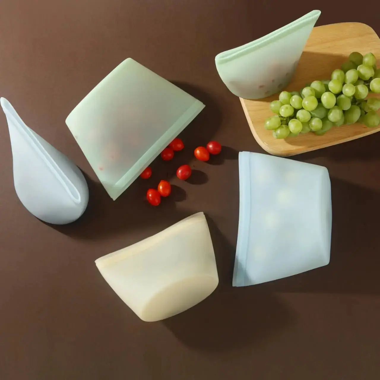 Reusable Silicone Storage Bags | Leakproof | Freezer Safe | 6 Pack