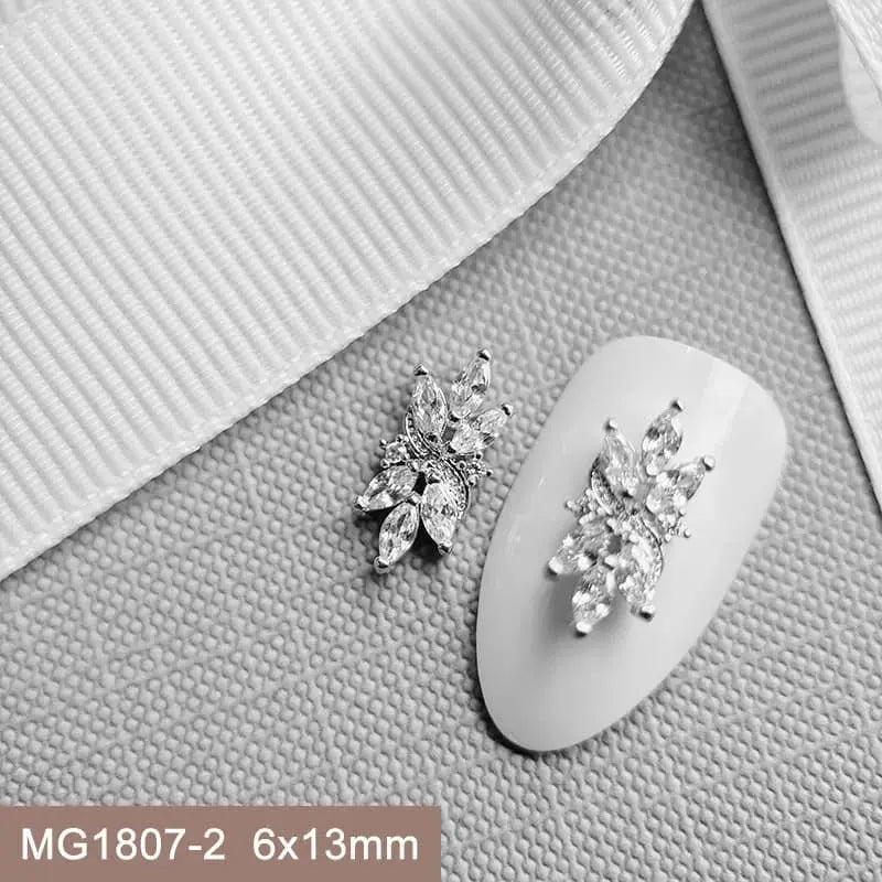 10pcs/lot Luxury Flower Love Heart Zircon Metal Nails Jewelry Material Decorations Nail Art Accessories Charms Parts Supplies from PriceLows™