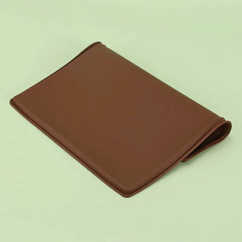 Silicone Baking Mat | Nonstick Surface | Food Grade Silicone | 30 x 24.5 cm