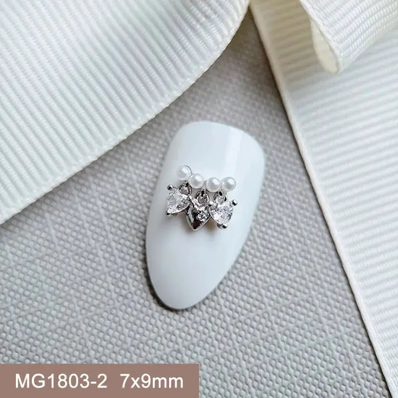 10pcs/lot Luxury Flower Love Heart Zircon Metal Nails Jewelry Material Decorations Nail Art Accessories Charms Parts Supplies from PriceLows™