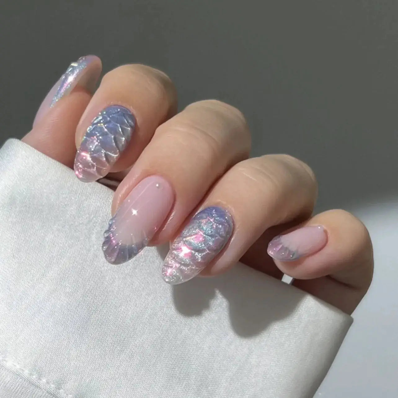 Almond Press On Nails | Acrylic Finish | Pearl Flower Design | 24 Piece Set