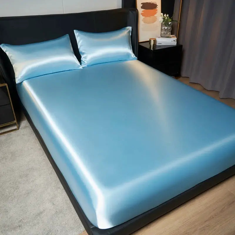 Satin Fitted Sheet Set | Smooth Polyester | Deep Pocket Fit | Queen King