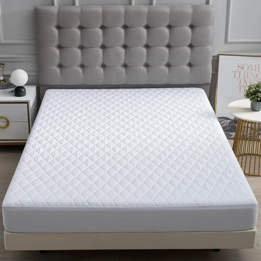 XM-Luvetoria 1pc Splash-proof Quilting Fitted Sheet Soft Solid Color Breathable Bedding Washable All Seasons Hotel Mattress Protector Covers from PriceLows™