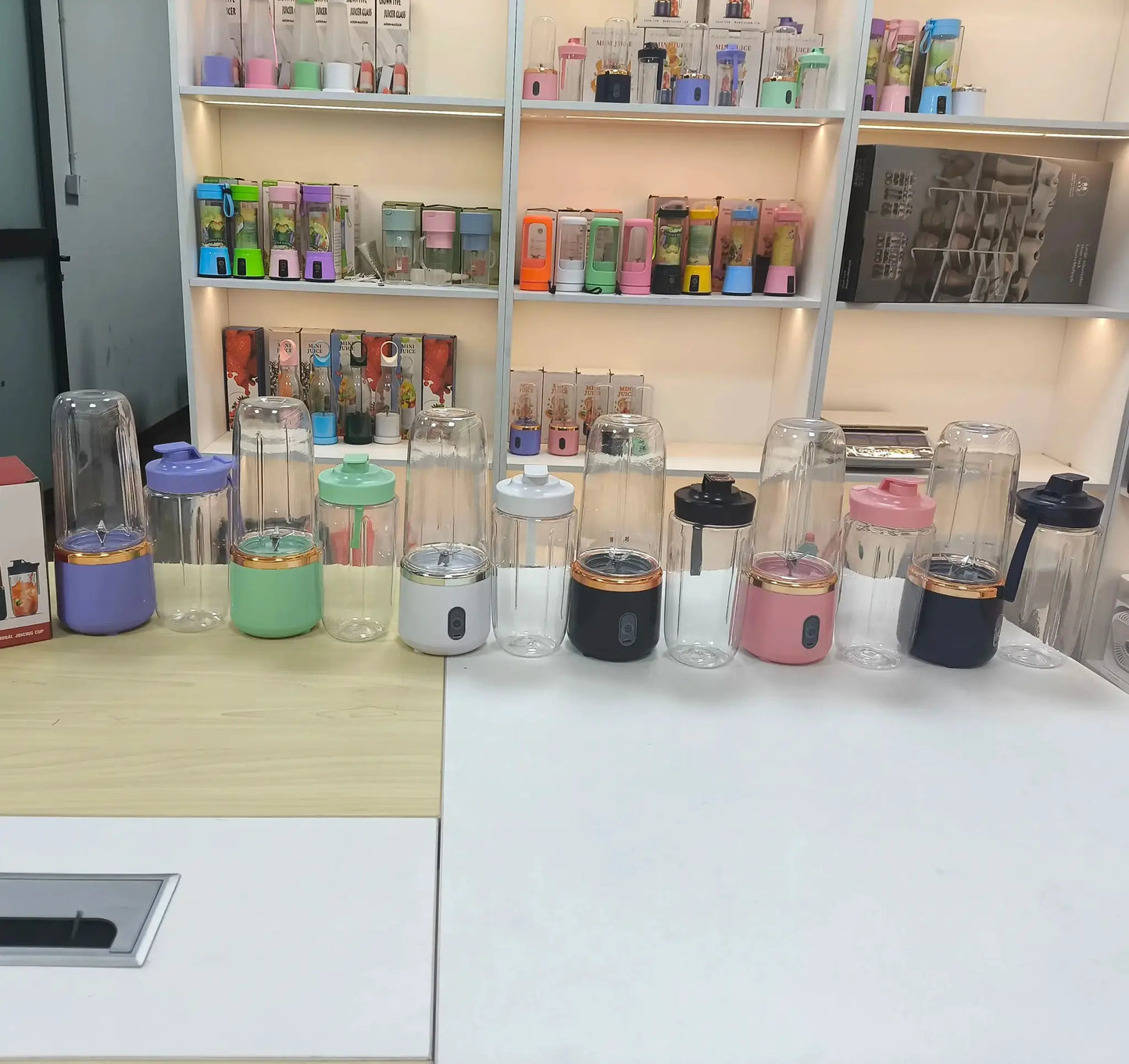 6 Color 400ml Portable USB Blender Electric Travel Juicer Cup For Smoothie Milkshake Kitchen Mini Mixer Tool from PriceLows™