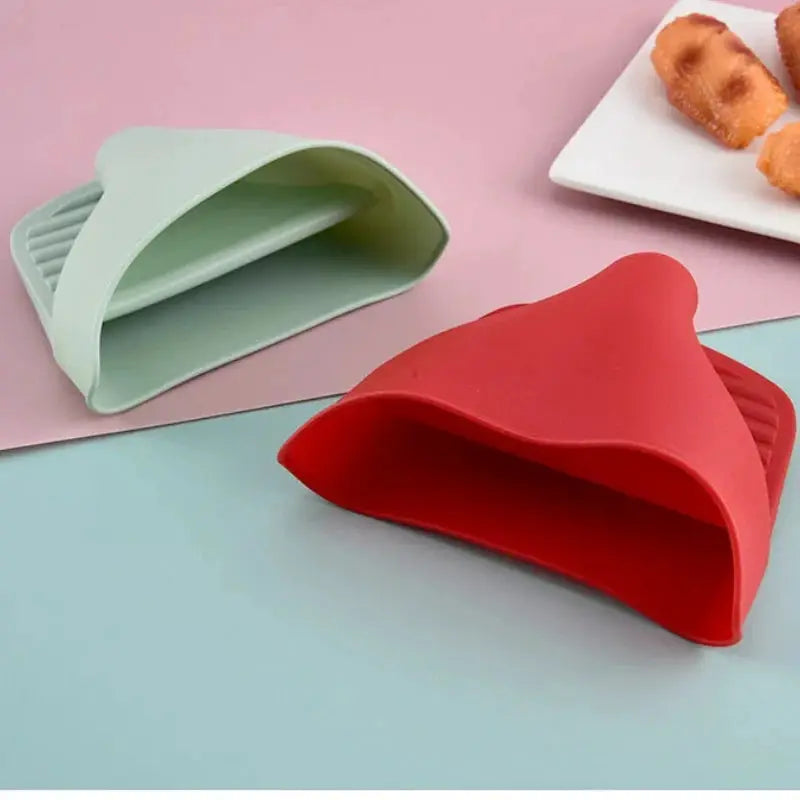 Silicone Oven Mitt | Heat Resistant | Non Slip Grip | One Size
