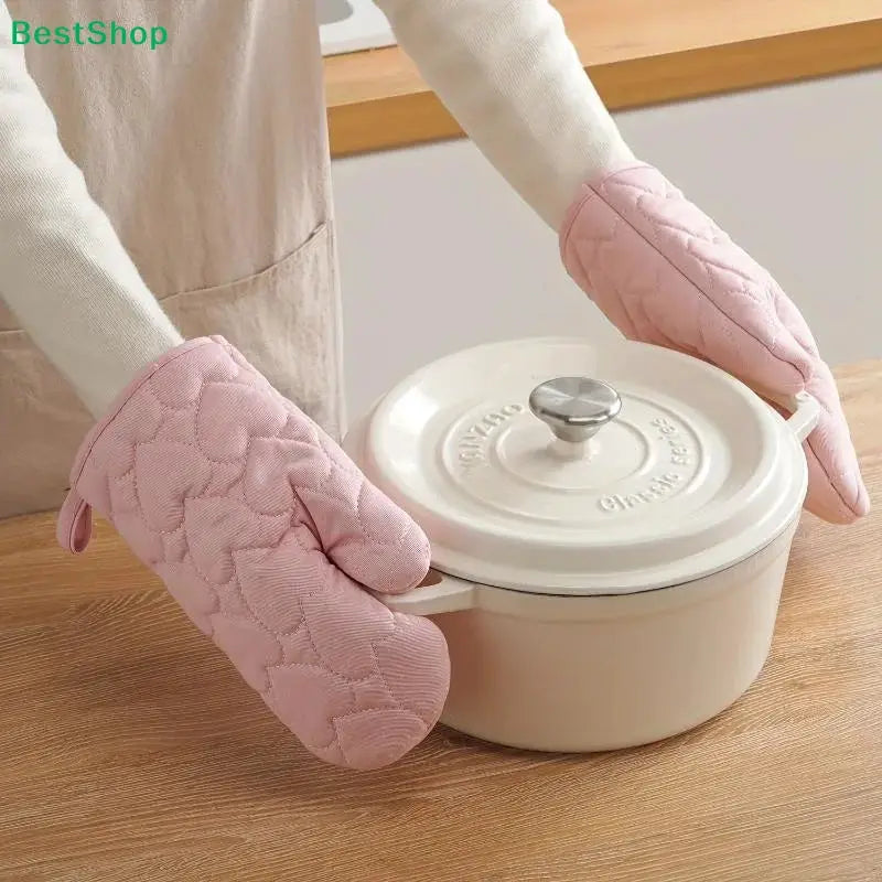 Kitchen Set | Pink Heart Quilted | Heat Resistant Cotton | 2 Mitts and 2 Holders