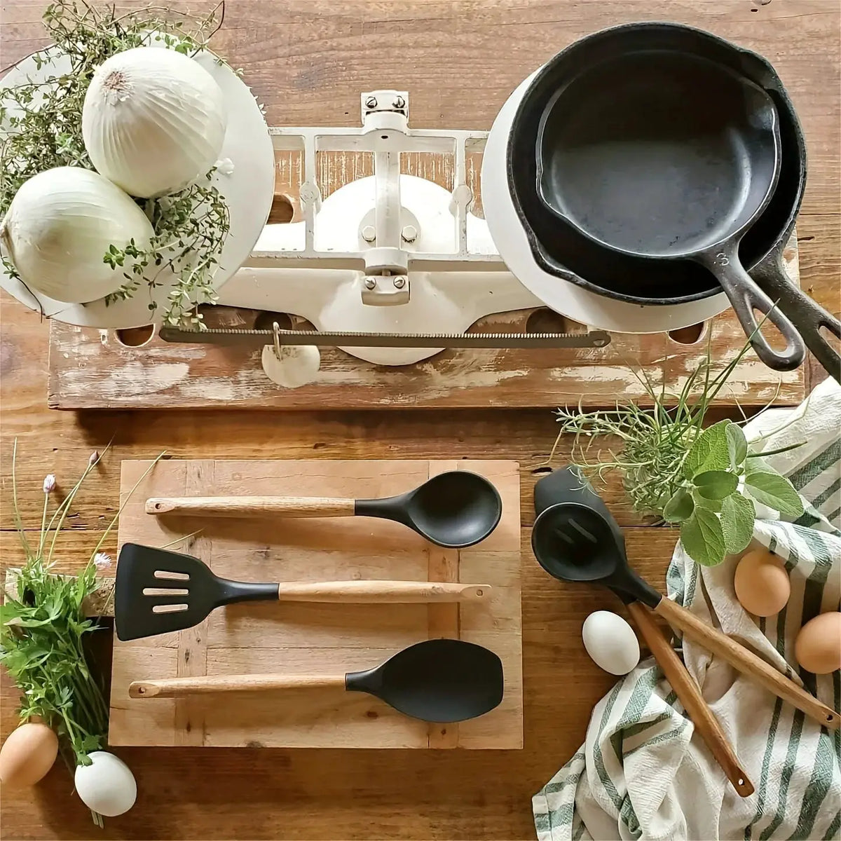 5pcs Silicone Kitchen Utensils Set Heat Resistant Cooking Baking Utensils Set With Wooden Handle, BPA Free,Kitchen Accesso from PriceLows™
