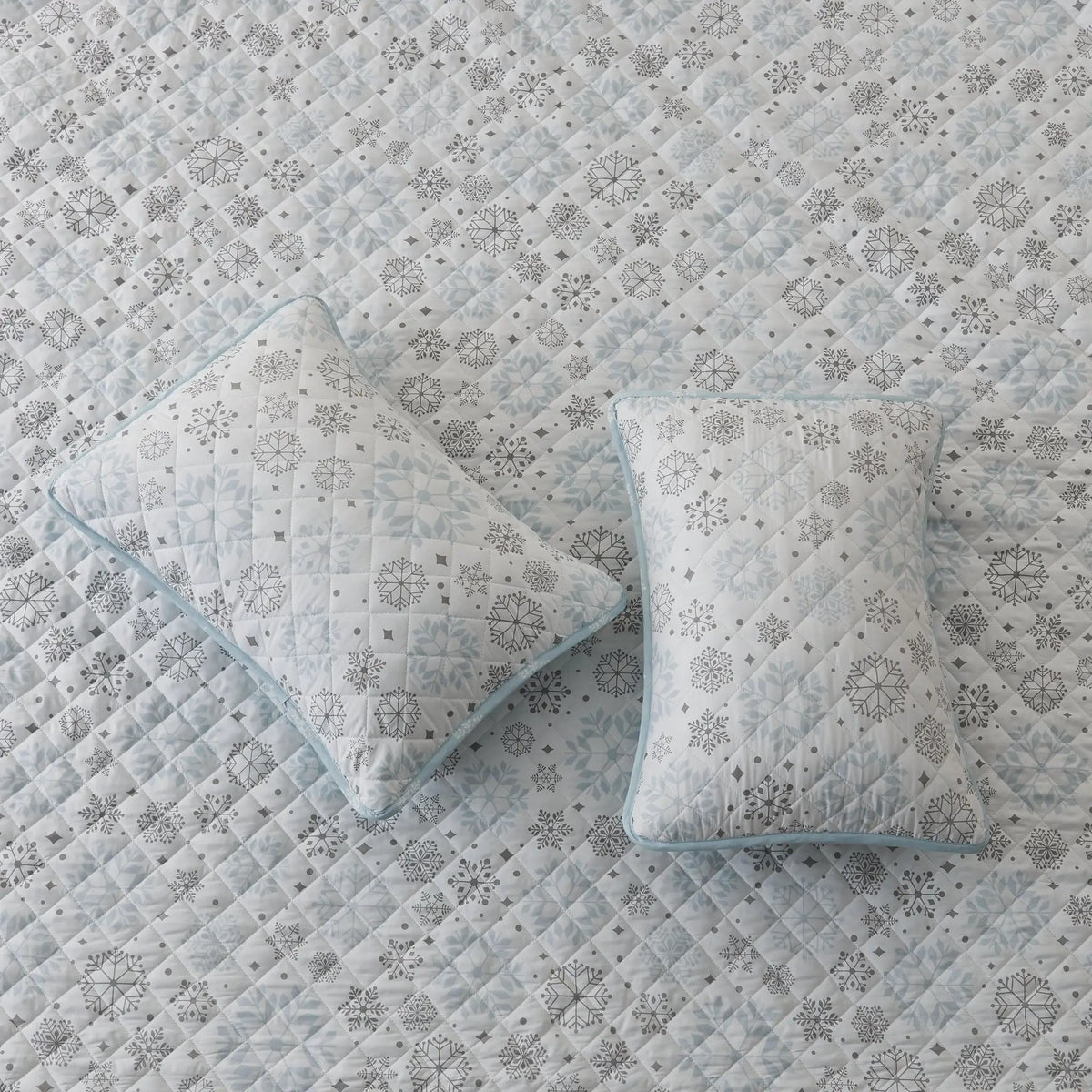 Snowflake Quilt - Nova Collection from PriceLows™