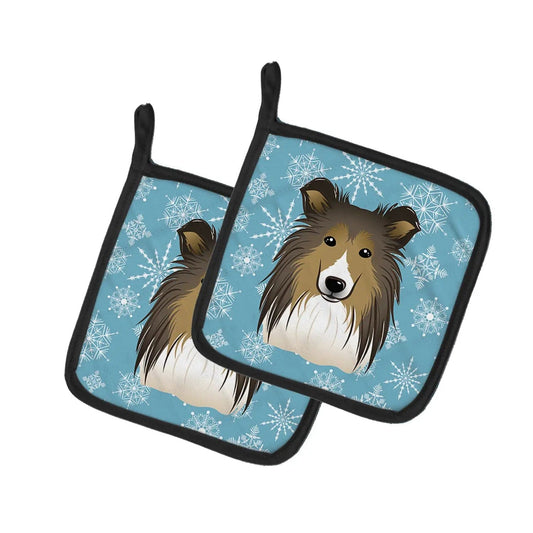 Pot Holder Set of 2 | Heat Resistant Quilted Hot Pads | 7.5 x 7.5 Inch | Snowflake Sheltie
