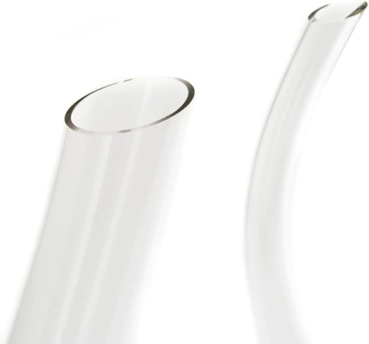 U-Shaped Glass Wine & Aerator- Amadeo Unique Curved Wine Decanters - 25 OZ from PriceLows™