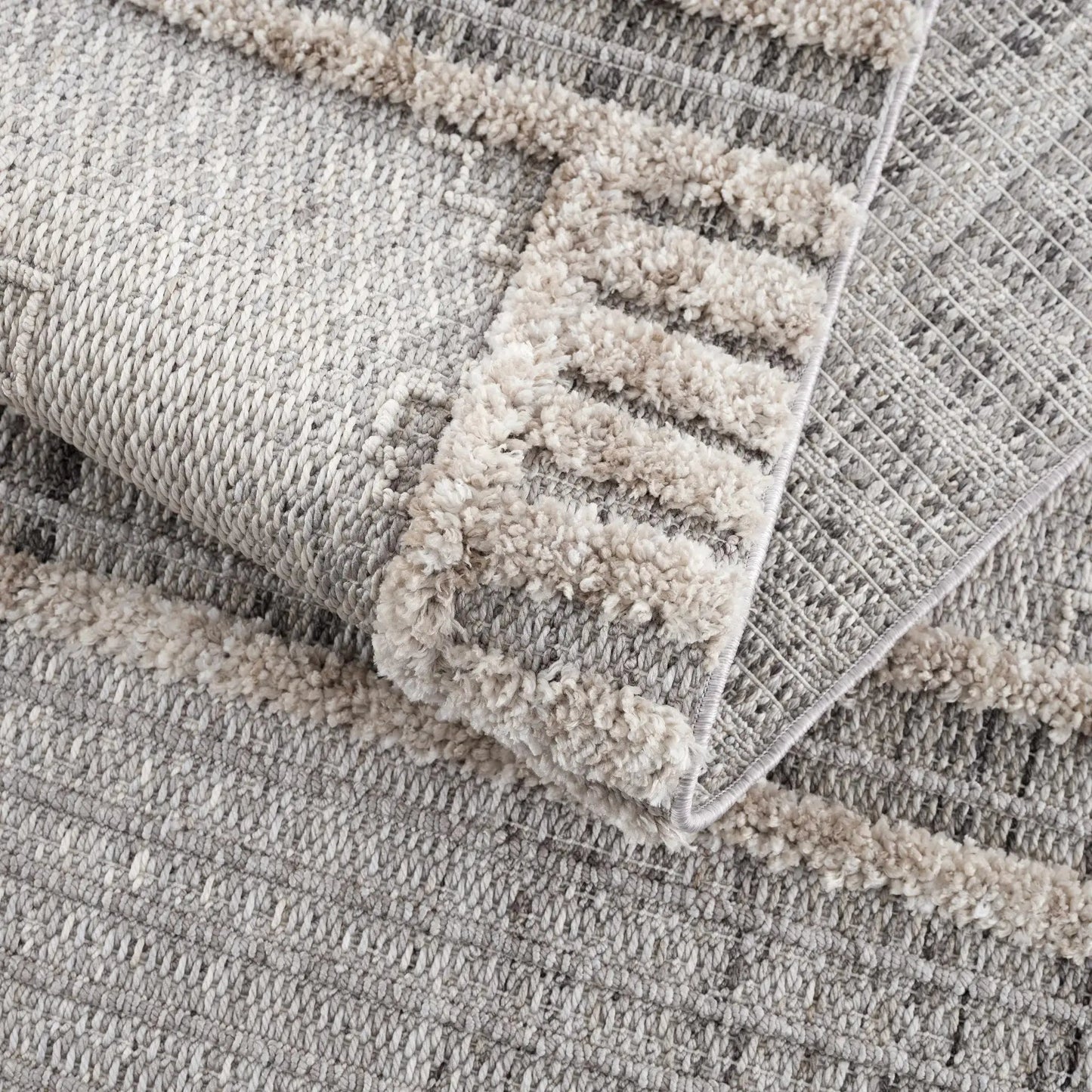 Amaga Area Rug from PriceLows™