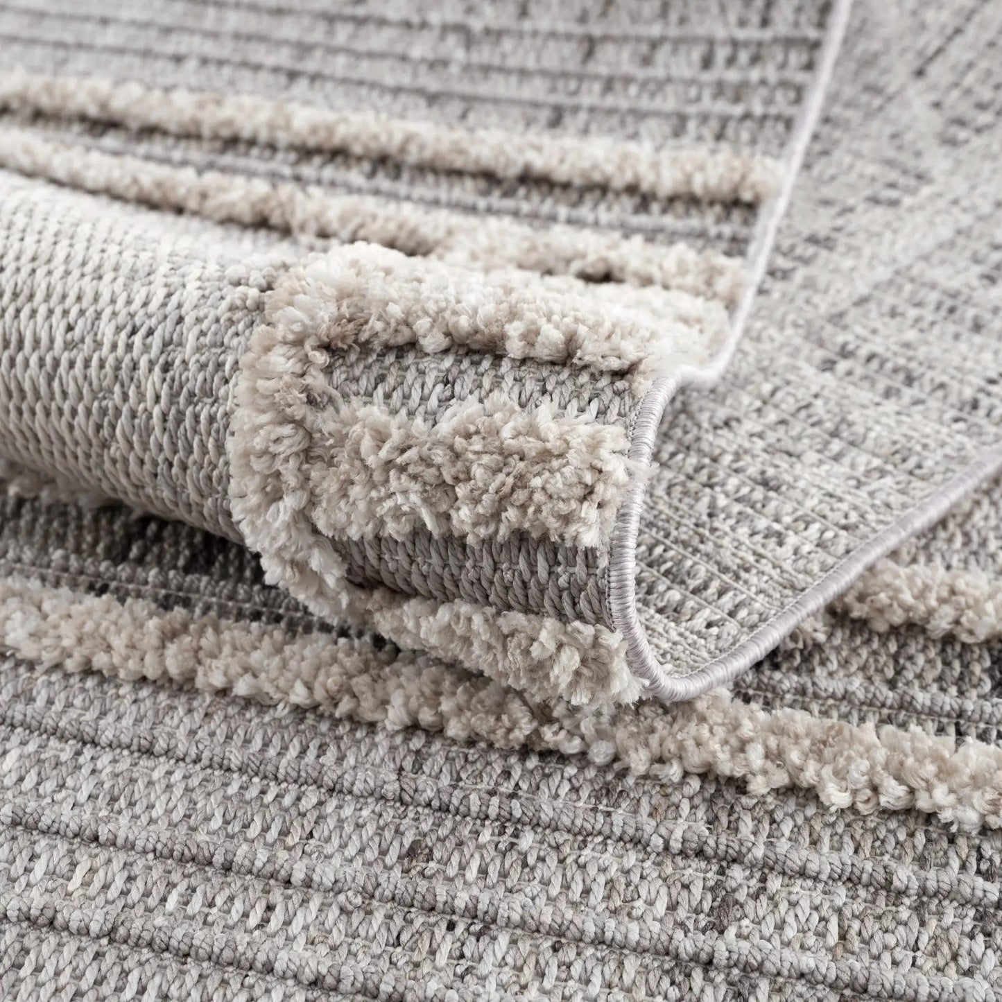 Amaga Area Rug from PriceLows™