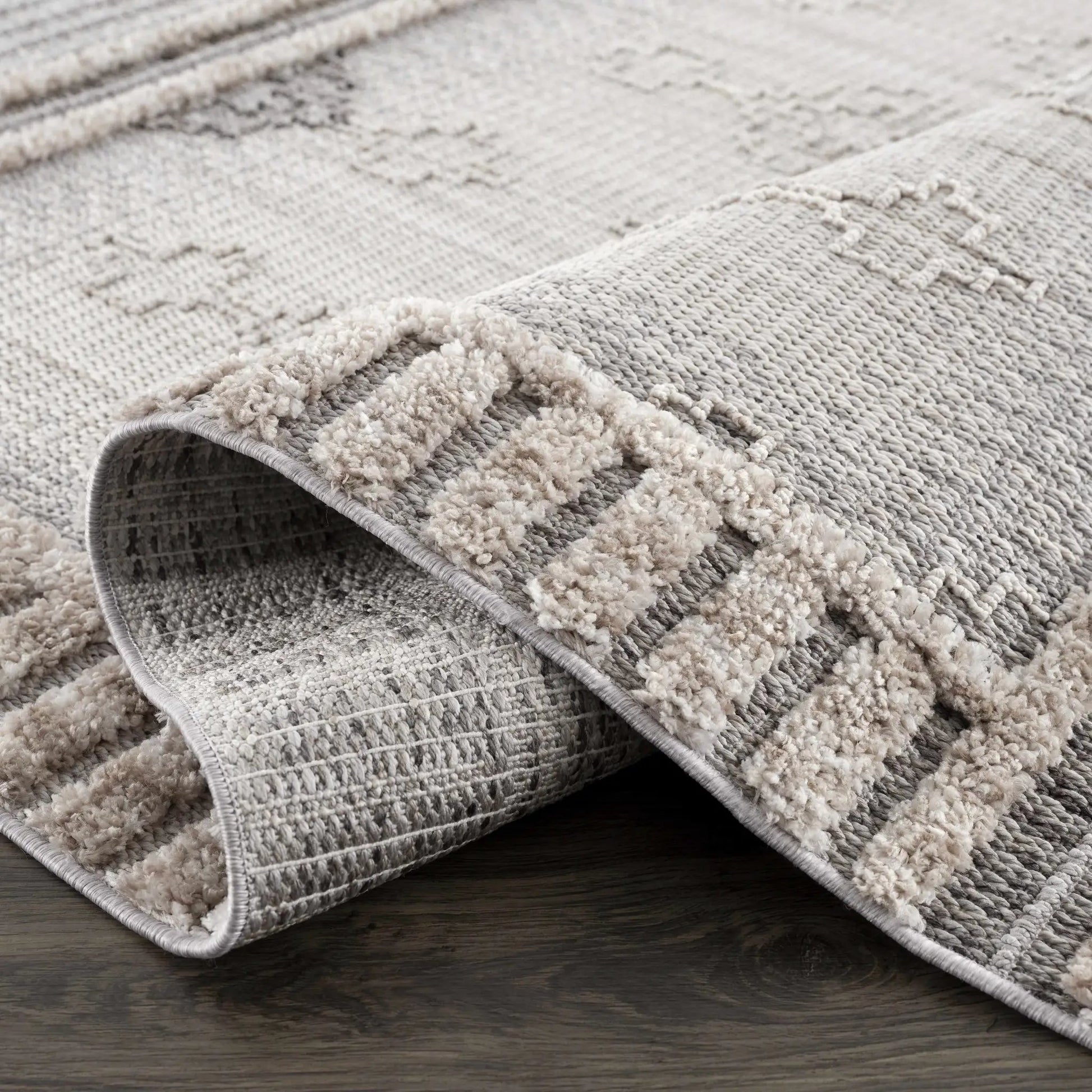 Amaga Area Rug from PriceLows™