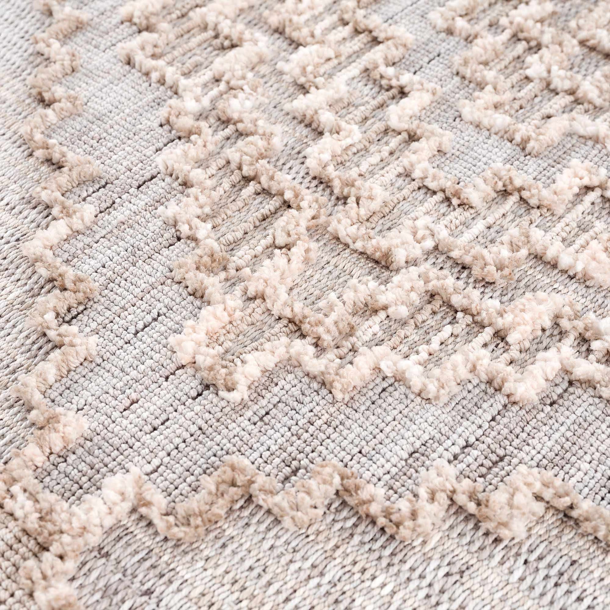 Ampusungan Area Rug from PriceLows™
