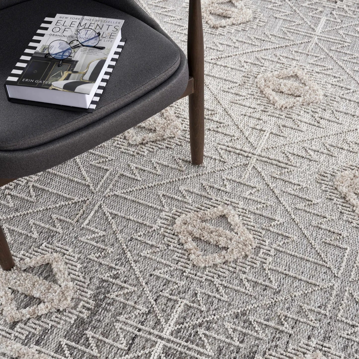Agoo Area Rug from PriceLows™