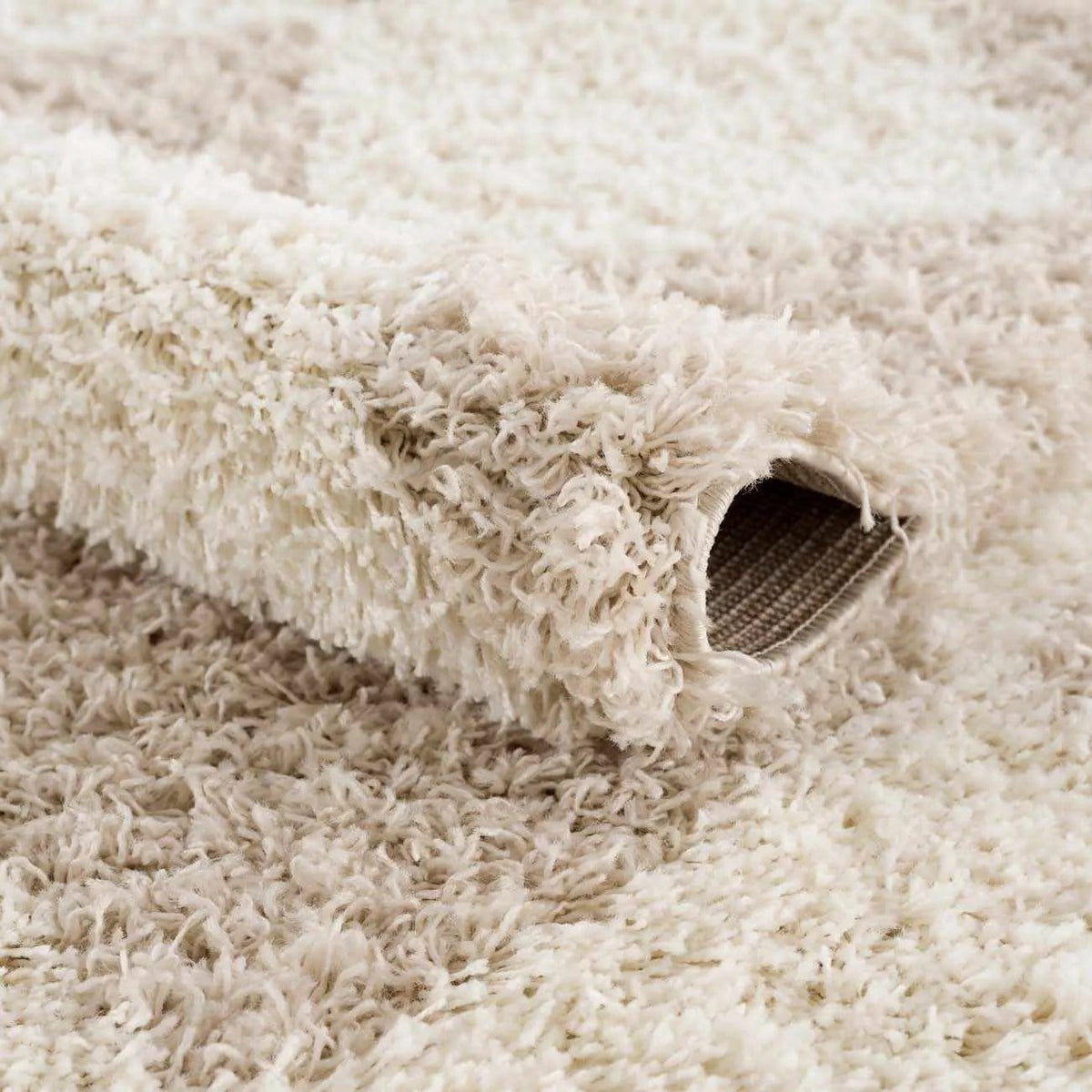 Zahur Cream & Beige Diamond Area Rug from PriceLows™