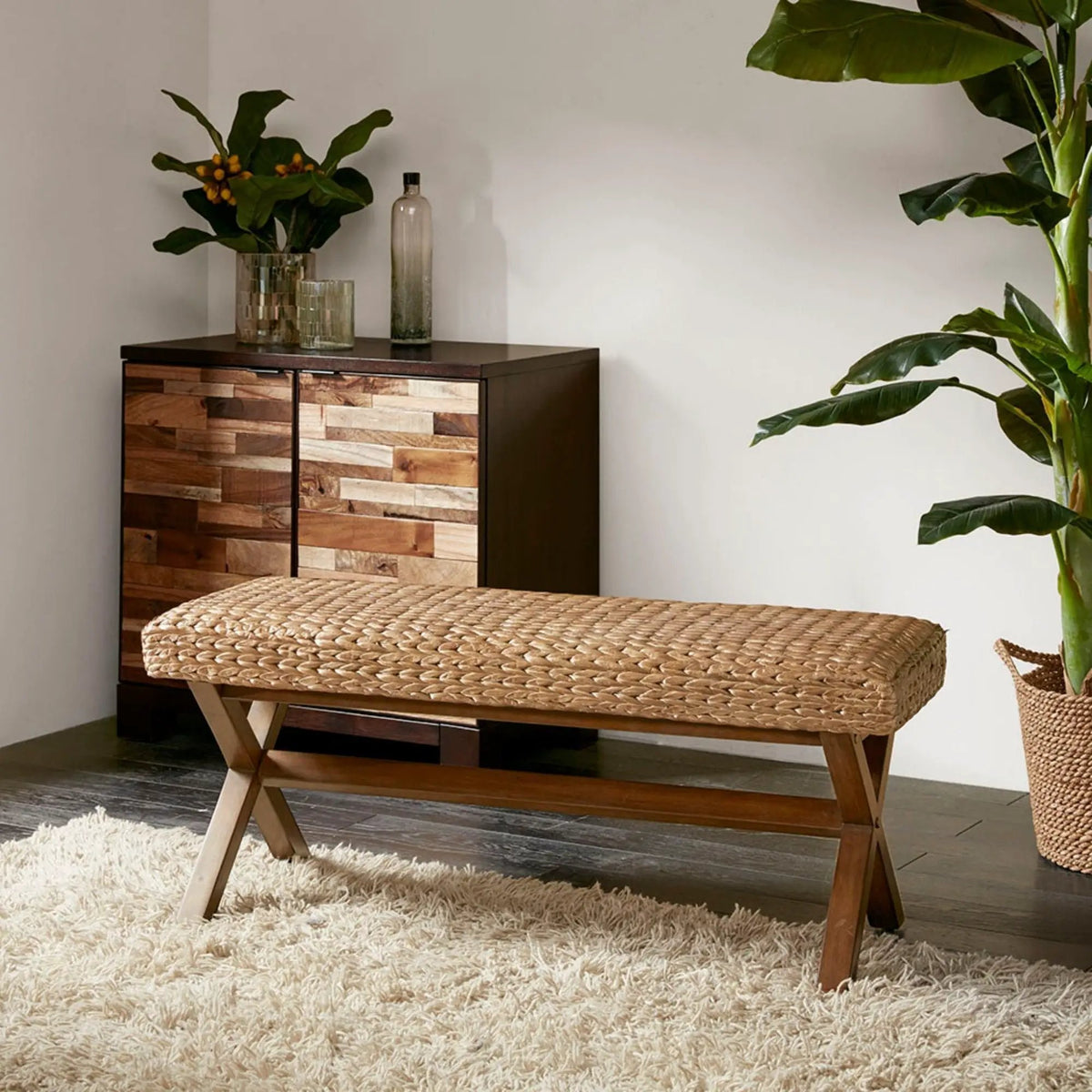 Accent Bench | Water Hyacinth Seat | Mahogany Wood Frame | 400 Lb Capacity