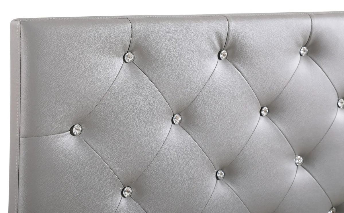 Panel Headboard & Button Tufting | 3 Pieces | Wood | Home