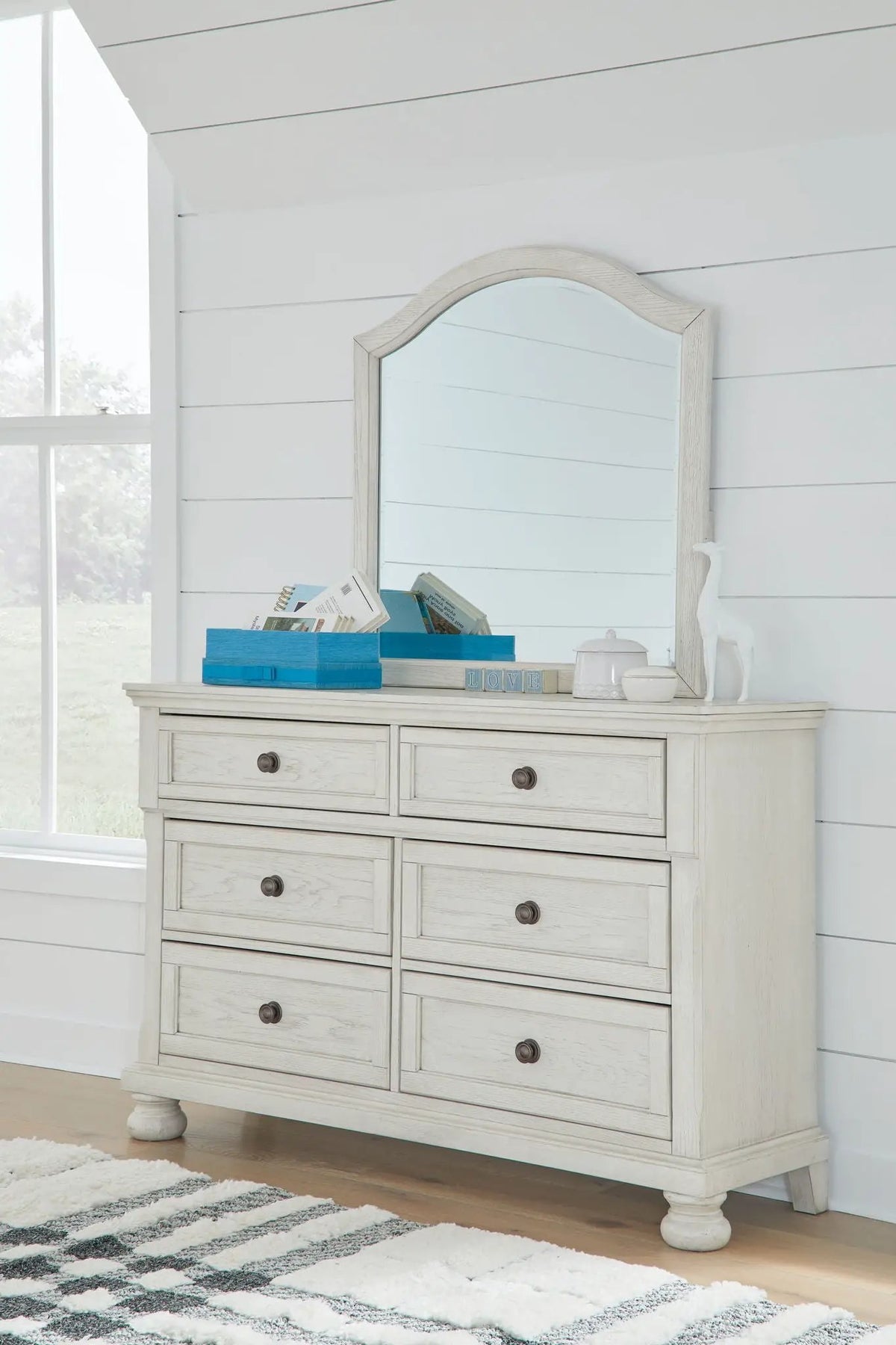 Robbinsdale Youth Sleigh Bedroom Set | 4-Piece | Storage Bed | Elegant Timeless Design