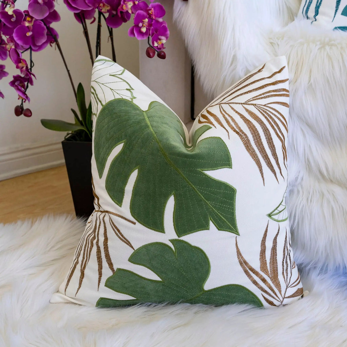 Autumn Leaf Accent Pillow | 20X20 Inches | Hidden Zipper | Optional Insert