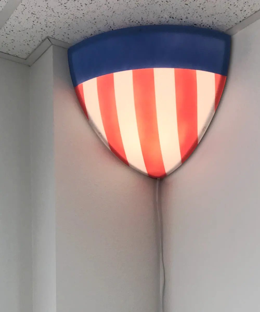 Triangle Corner Light | 16 Inch Width | Plug In Cord | Modern Style
