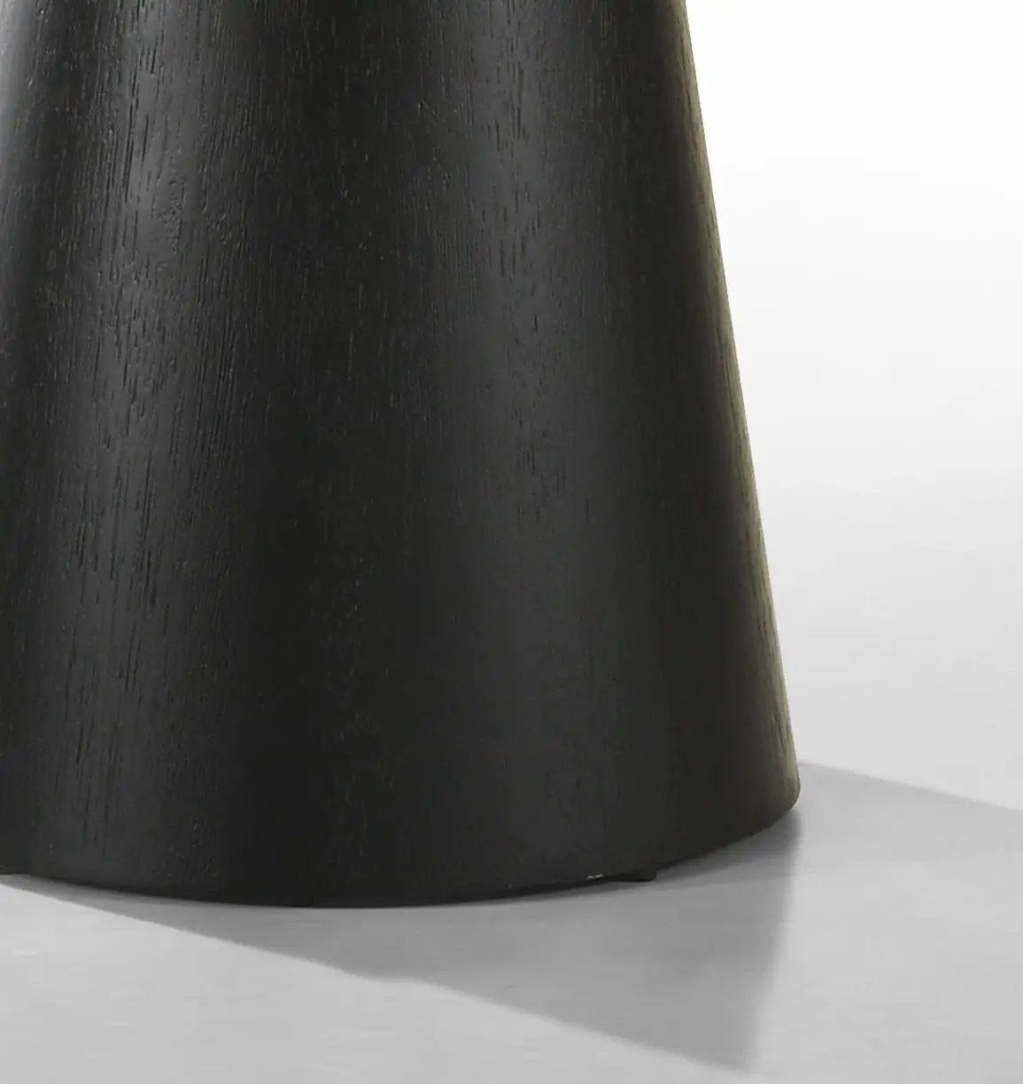 Jasper Round End Table | 22 Inch Diameter | 15 Inch Height | Contemporary Aesthetic
