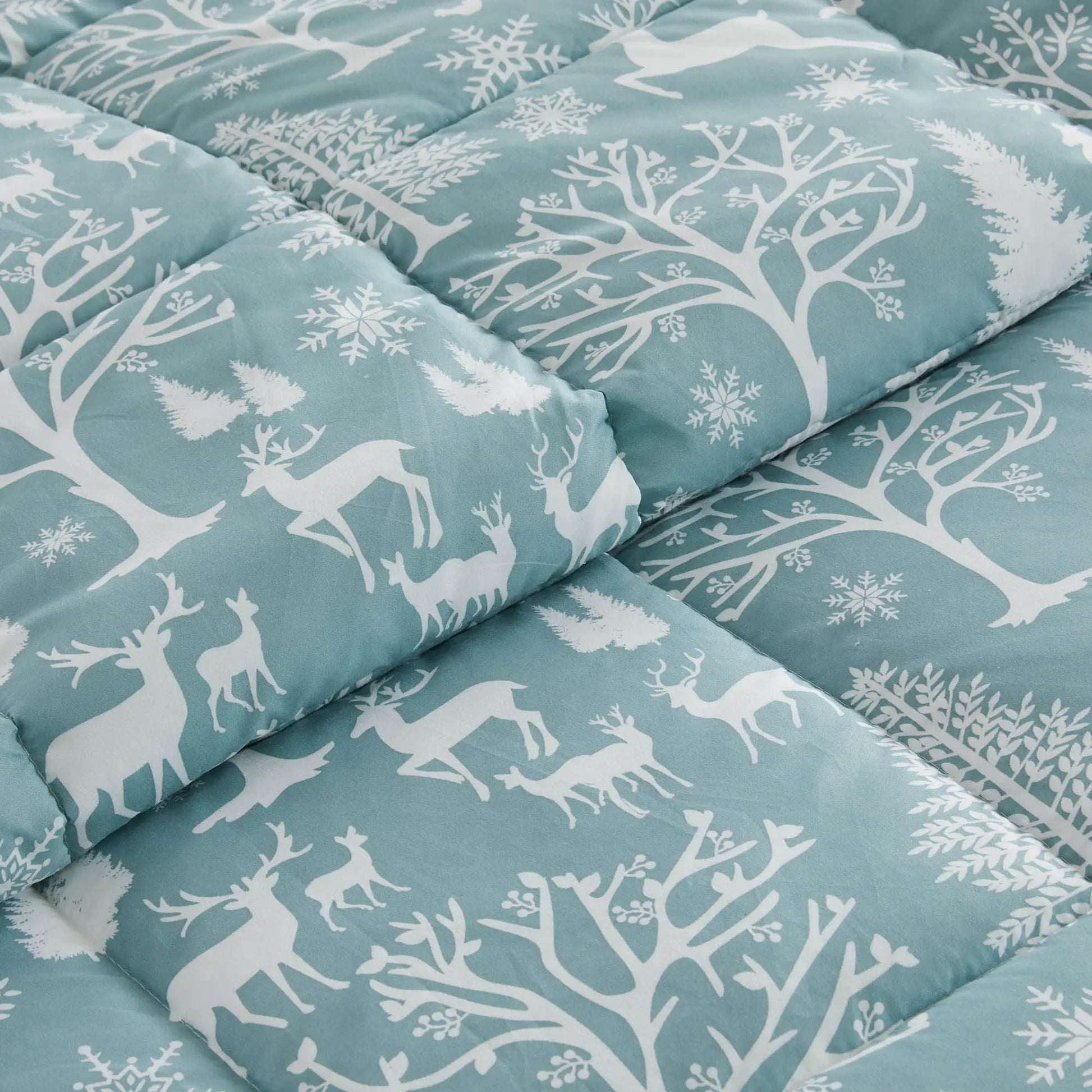 Reversible Christmas Comforter and Sham Set - Holiday / Lodge Odette Collection from PriceLows™