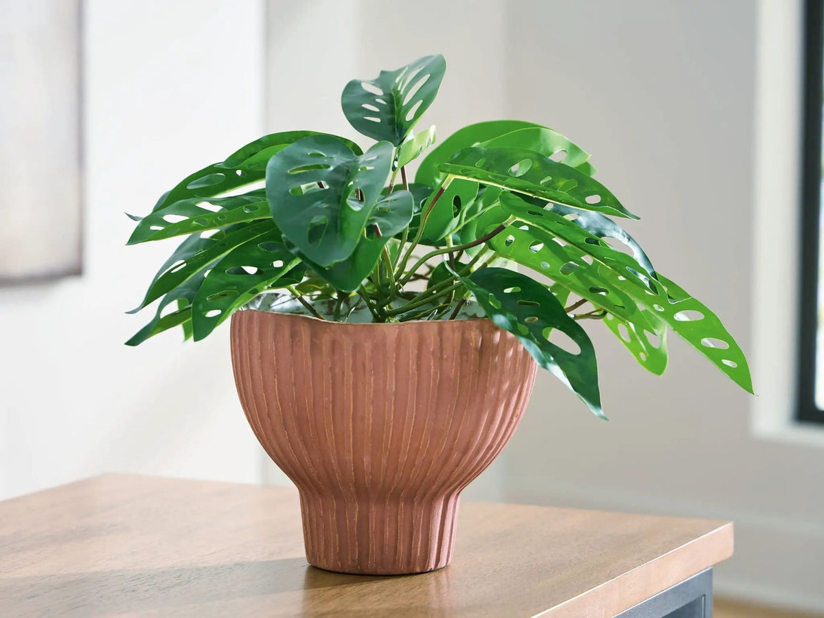 Orban Vase | 8.5 x 8.5 x 7.25 in | Home Furniture | Sienna / White